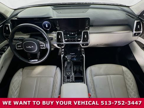 Used 2023 Kia Sorento SX image 19
