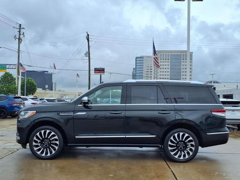 Certified 2022 Lincoln Navigator Black Label AWD/4WD image 22