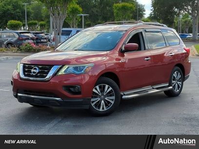 Used 2017 Nissan Pathfinder SV