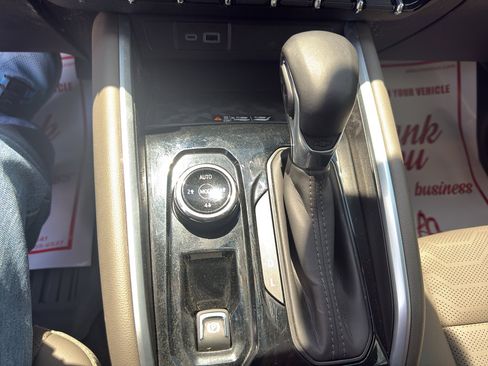 Used 2024 Chevrolet Colorado ZR2 w/ ZR2 Bison Edition AWD/4WD image 21