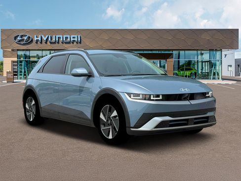 New 2025 Hyundai Ioniq 5 SEL image 11