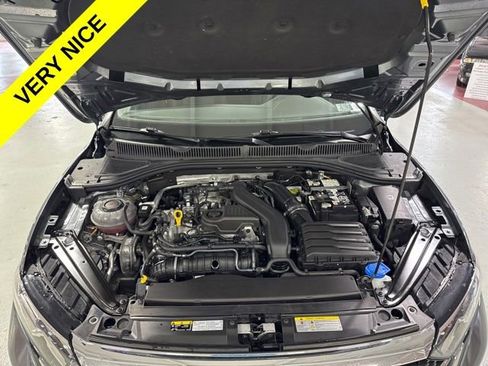 Used 2024 Volkswagen Jetta SE FWD image 10