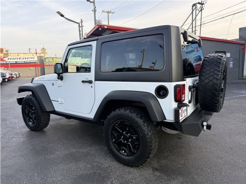 Used 2017 Jeep Wrangler Sport image 40