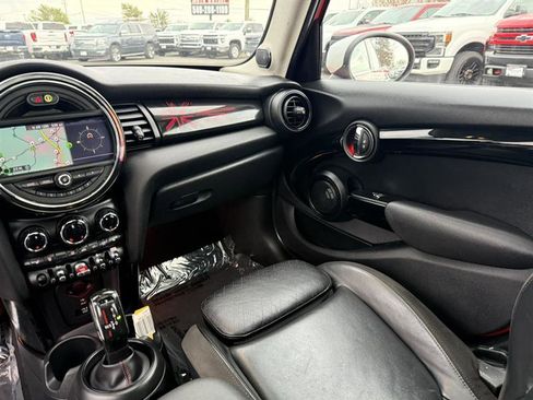 Used 2021 MINI Cooper S image 23