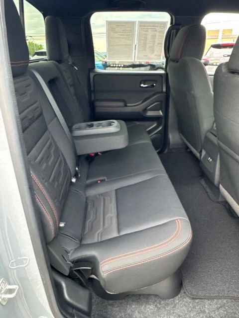 Certified 2024 Nissan Frontier PRO-4X w/ Technology Package AWD/4WD image 19