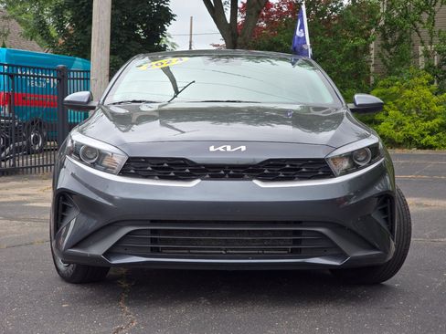 Used 2024 Kia Forte LX FWD image 16