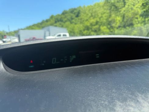 Used 2013 Toyota Prius Two FWD image 33