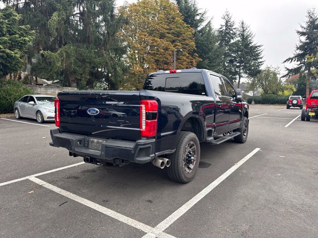 Used 2024 Ford F350 Lariat w/ Lariat Ultimate Package AWD/4WD image 3