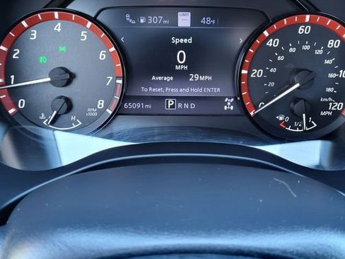 Used 2022 Nissan Frontier PRO-4X w/ Pro-4X Premium Package image 14