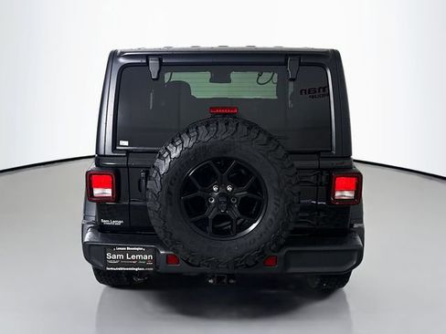 Used 2024 Jeep Wrangler Willys image 6