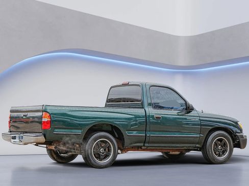 Used 2000 Toyota Tacoma Short Bed image 11