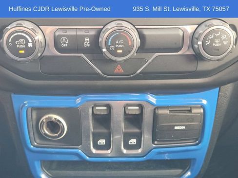 Certified 2019 Jeep Wrangler Sport AWD/4WD image 21