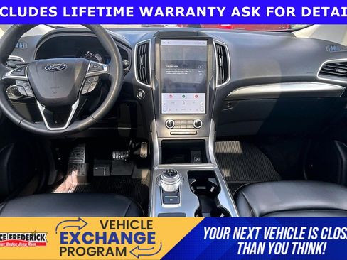 Used 2022 Ford Edge SEL w/ Convenience Package image 12