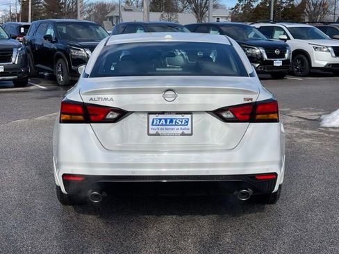 New 2025 Nissan Altima 2.5 SR image 6