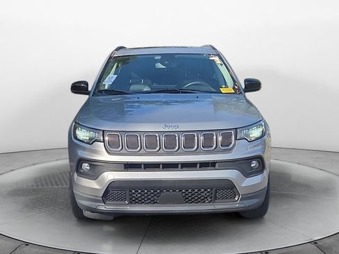 Used 2022 Jeep Compass Latitude w/ Sun and Sound Group FWD image 8