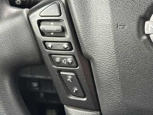 Used 2022 Nissan Frontier S image 24