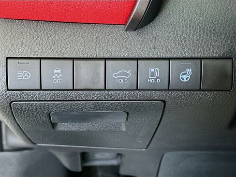 Used 2023 Toyota Camry XSE image 17