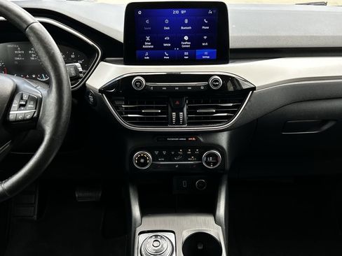 Used 2020 Ford Escape SEL FWD image 19