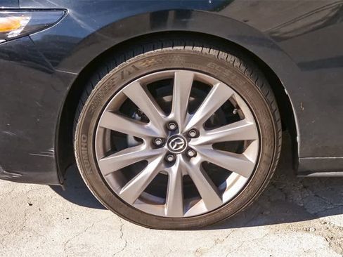 Used 2020 MAZDA MAZDA3 Sedan w/ Select Package image 5