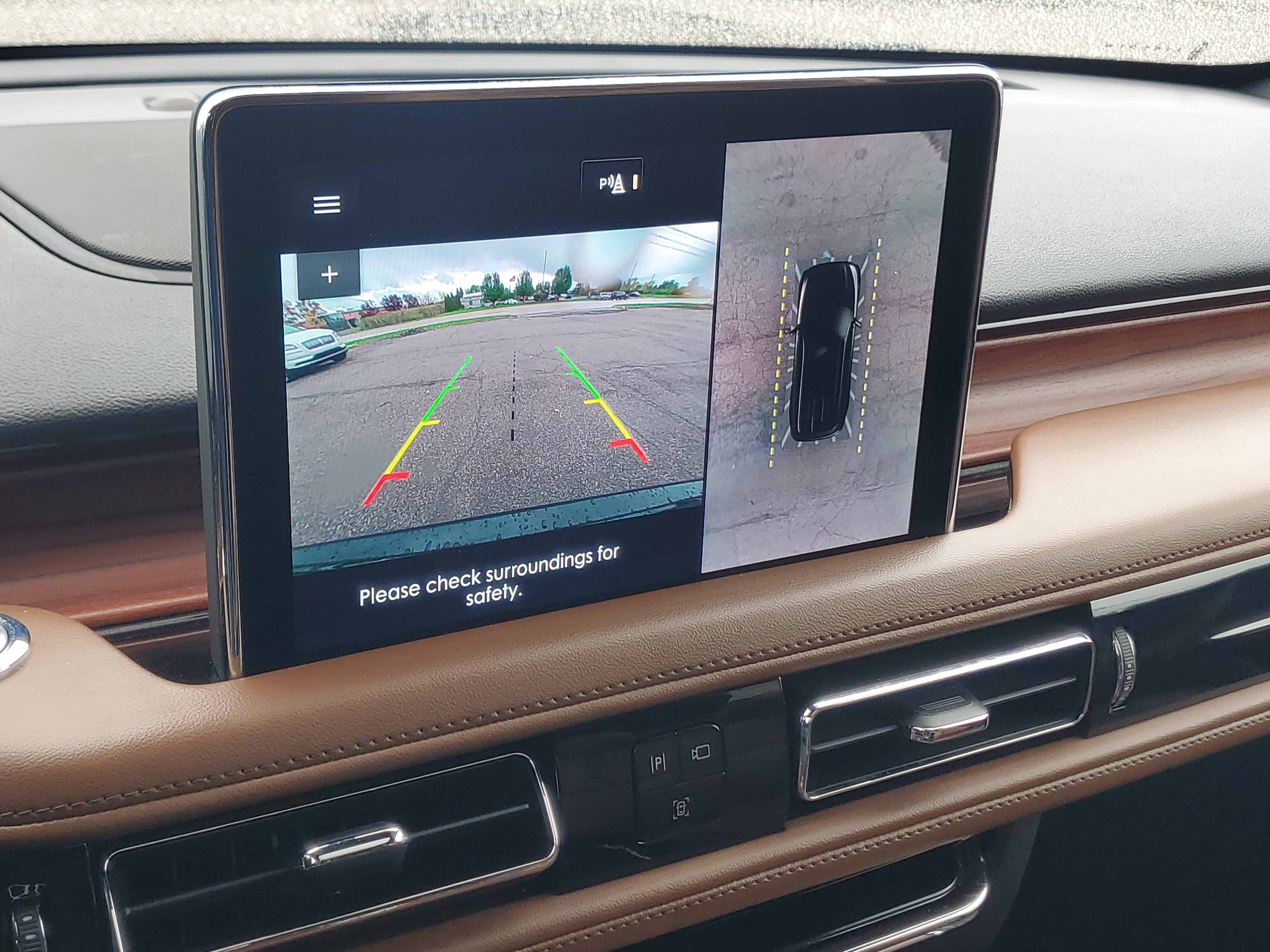 Certified 2023 Lincoln Aviator Reserve w/ Equipment Group 201A AWD/4WD image 17