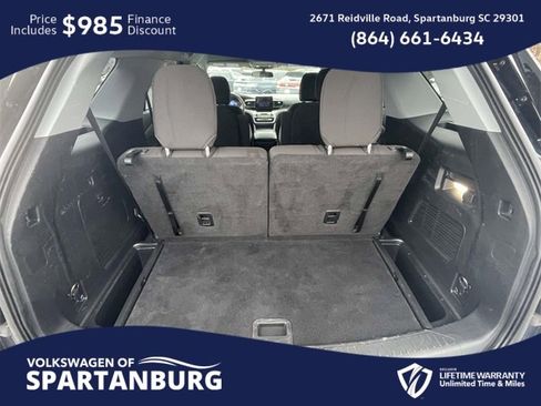 Used 2022 Ford Explorer XLT image 10