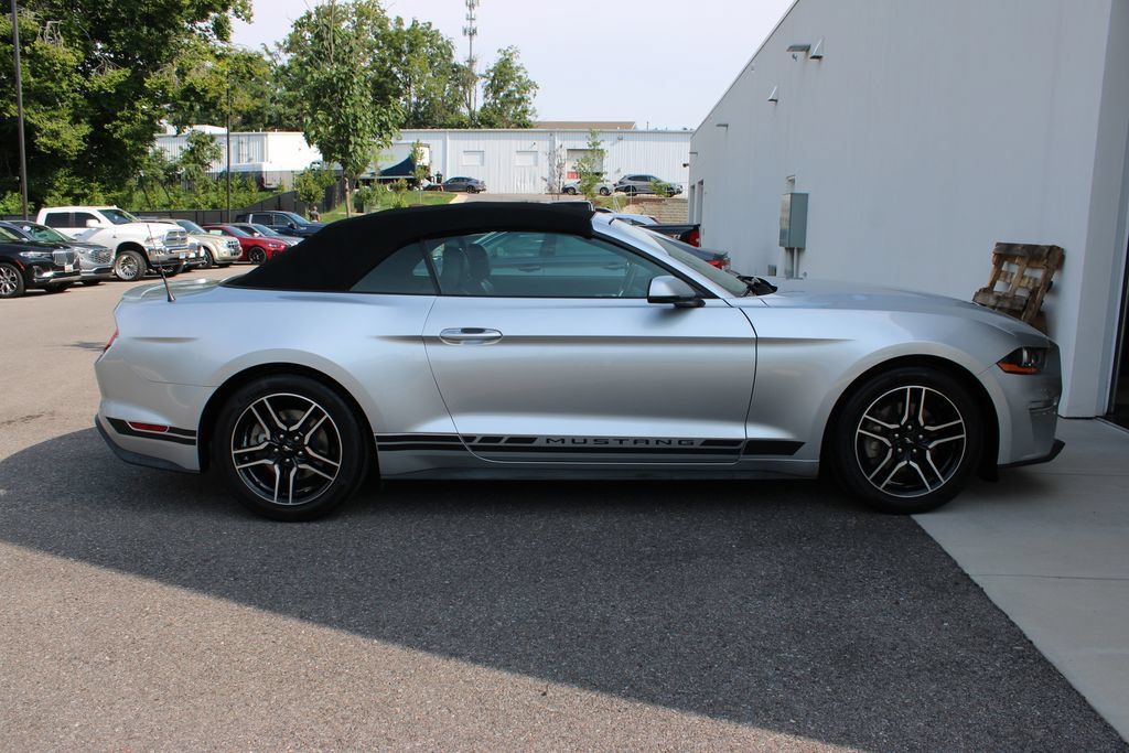 Used 2019 Ford Mustang Premium RWD image 38