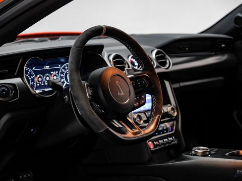 Used 2022 Ford Mustang Shelby GT500 w/ Technology Package image 45