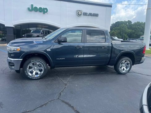 New 2026 RAM 1500 Big Horn AWD/4WD image 12