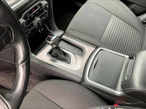 Used 2019 Dodge Charger R/T RWD image 19