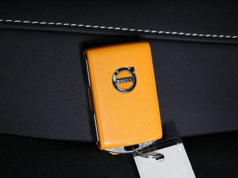 Certified 2023 Volvo C40 P8 Recharge Ultimate AWD/4WD image 31