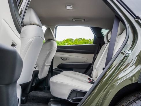 Used 2025 Hyundai Tucson SEL FWD image 35