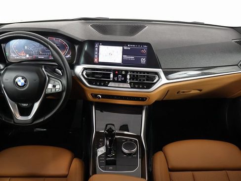 Used 2022 BMW 330i Sedan w/ Driving Assistance Package RWD image 8