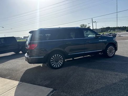 Used 2021 Lincoln Navigator L Reserve w/ Luxury Package AWD/4WD image 18