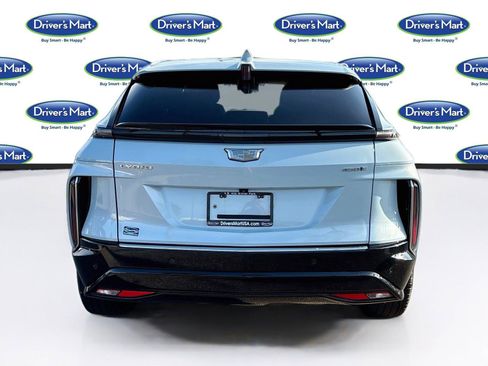 Used 2024 Cadillac Lyriq Tech RWD image 6