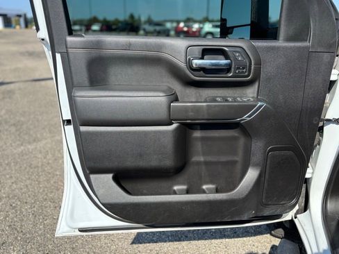 Used 2022 GMC Sierra 2500 AT4 image 11