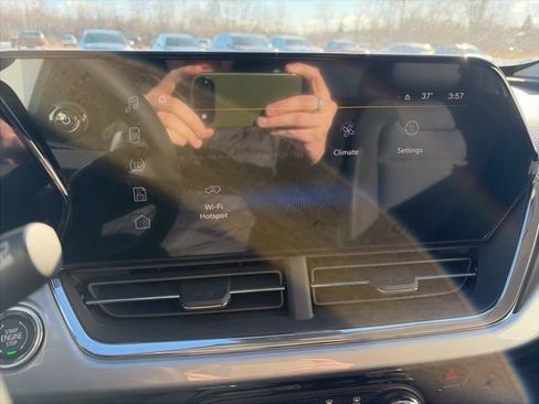 New 2026 Chevrolet Trax LT w/ Driver Confidence Package image 17