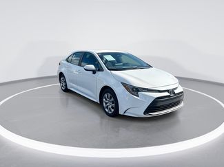 Used 2026 Toyota Corolla LE FWD video 2