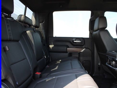 Used 2020 Chevrolet Silverado 2500 High Country w/ Z71 Off-Road Package AWD/4WD image 22