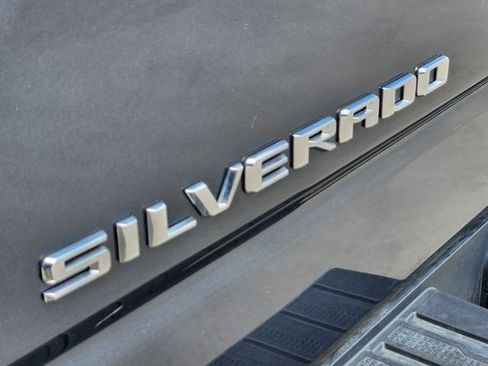 Used 2020 Chevrolet Silverado 1500 LT w/ All-Star Edition AWD/4WD image 11