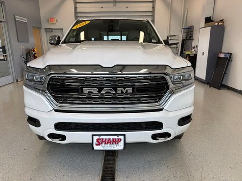 Used 2021 RAM 1500 Limited w/ Body Color Bumper Group AWD/4WD image 4