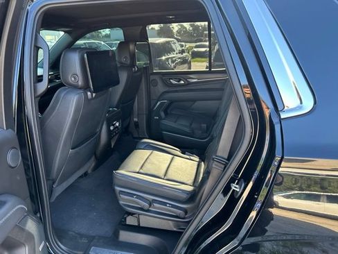 Used 2021 GMC Yukon Denali w/ Denali Ultimate Package RWD image 6