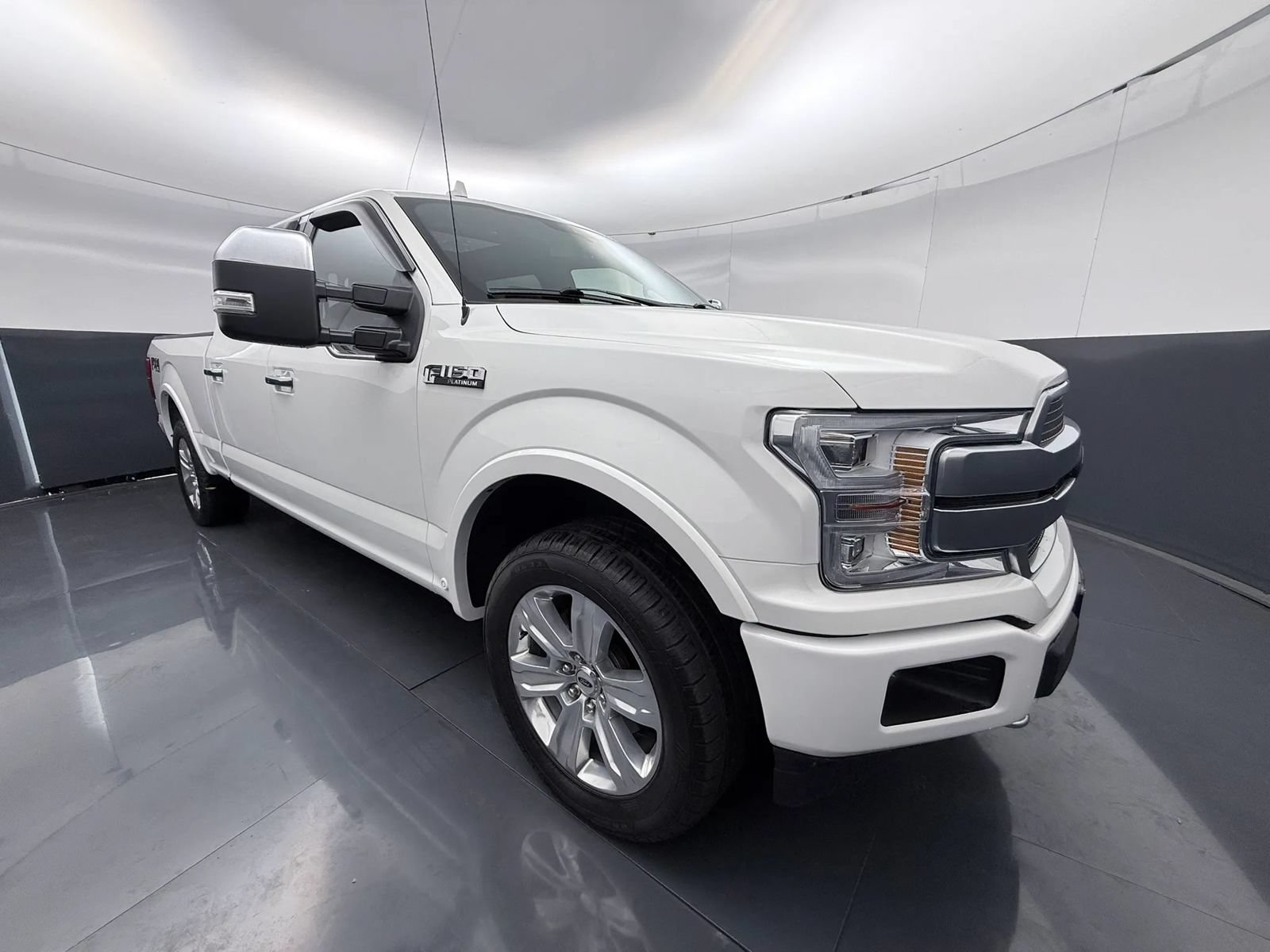 Used 2020 Ford F150 Platinum w/ Technology Package AWD/4WD image 1