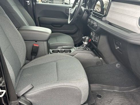 Certified 2024 Jeep Wrangler Sahara image 16