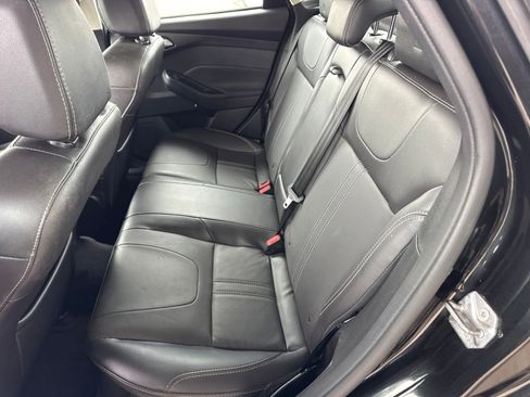 Used 2014 Ford Focus Titanium FWD image 27