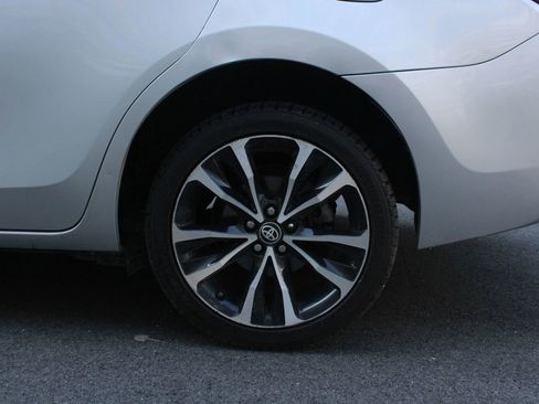 Used 2017 Toyota Corolla SE image 10