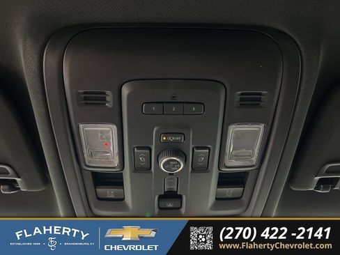 Used 2023 Chevrolet Tahoe Premier w/ Advanced Technology Package image 34