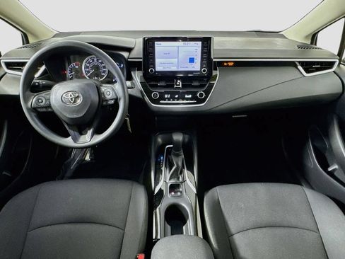 Used 2022 Toyota Corolla LE FWD image 23