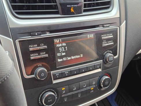 Used 2017 Nissan Altima 2.5 SR image 10