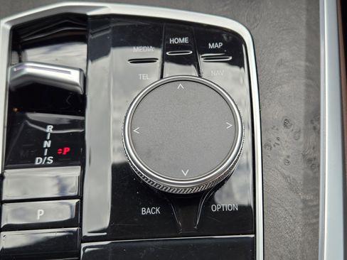 Used 2024 BMW X5 xDrive40i w/ M Sport Package image 30