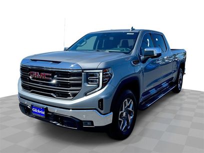 New 2025 GMC Sierra 1500 SLT w/ SLT Premium Plus Package